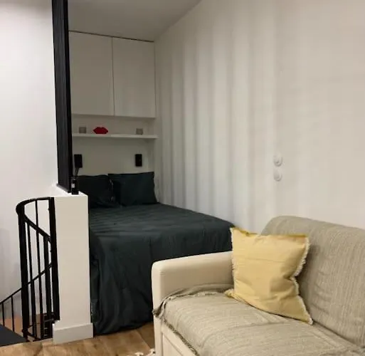 Cosy Studio Near Eiffel Tower